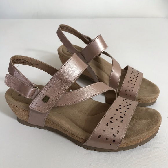 kendra khloe earth origins shoes